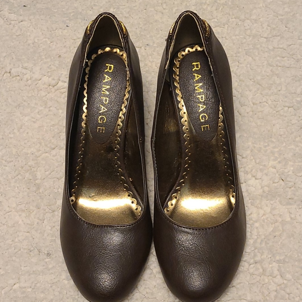 Rampage size 7 and 1/2 heel Brown
